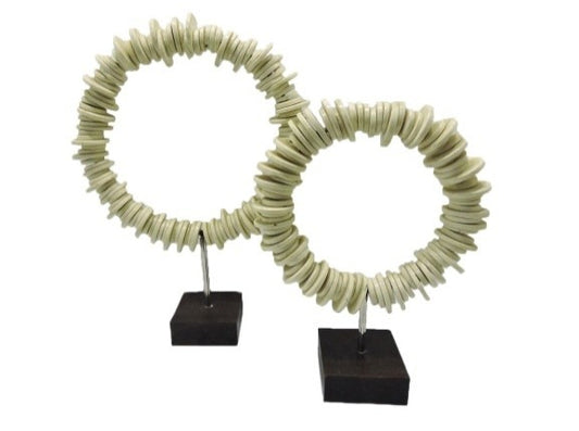 Ring Object on Base (Large)