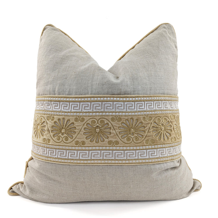 Dahlia Cushion Pillow