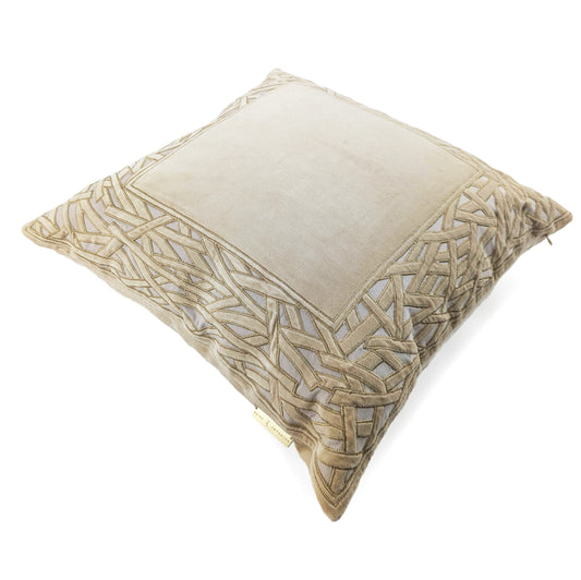 Meryiel Cushion Pillow