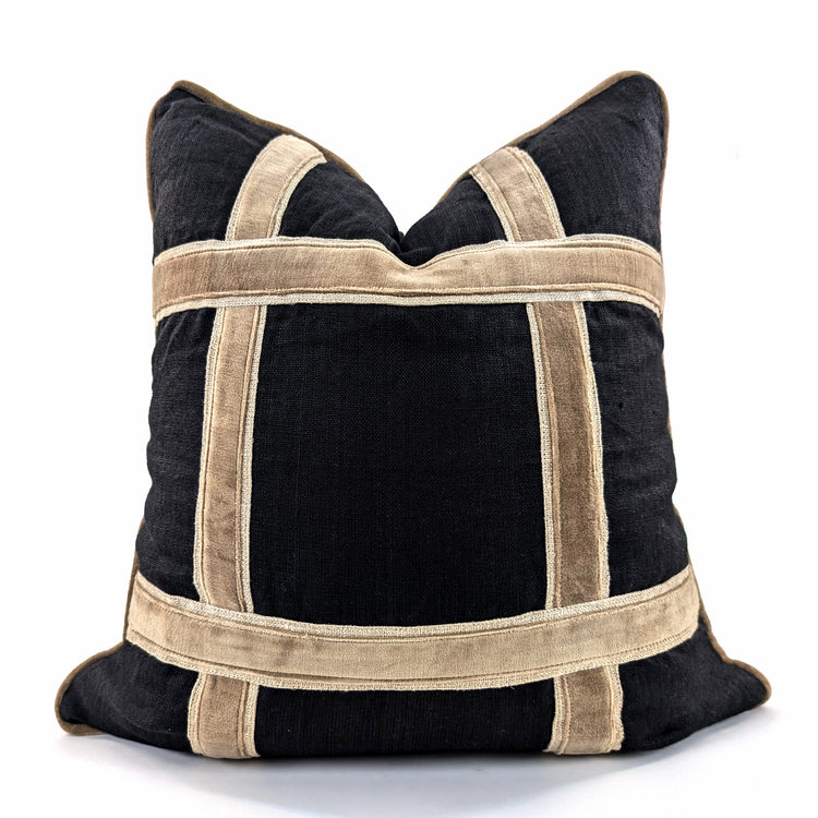 Ezelle Cushion Pillow