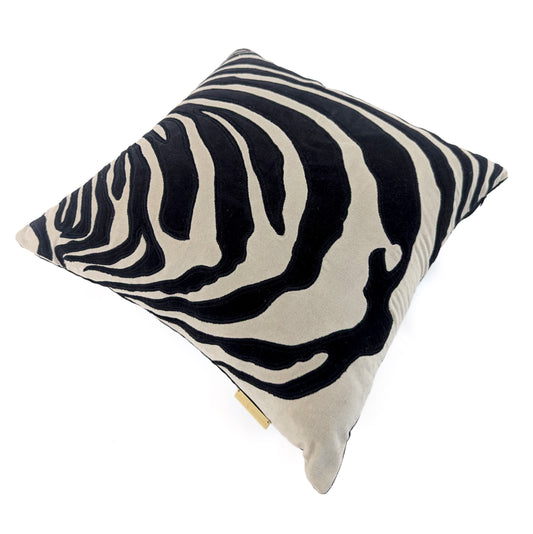 Gloria Cushion Pillows