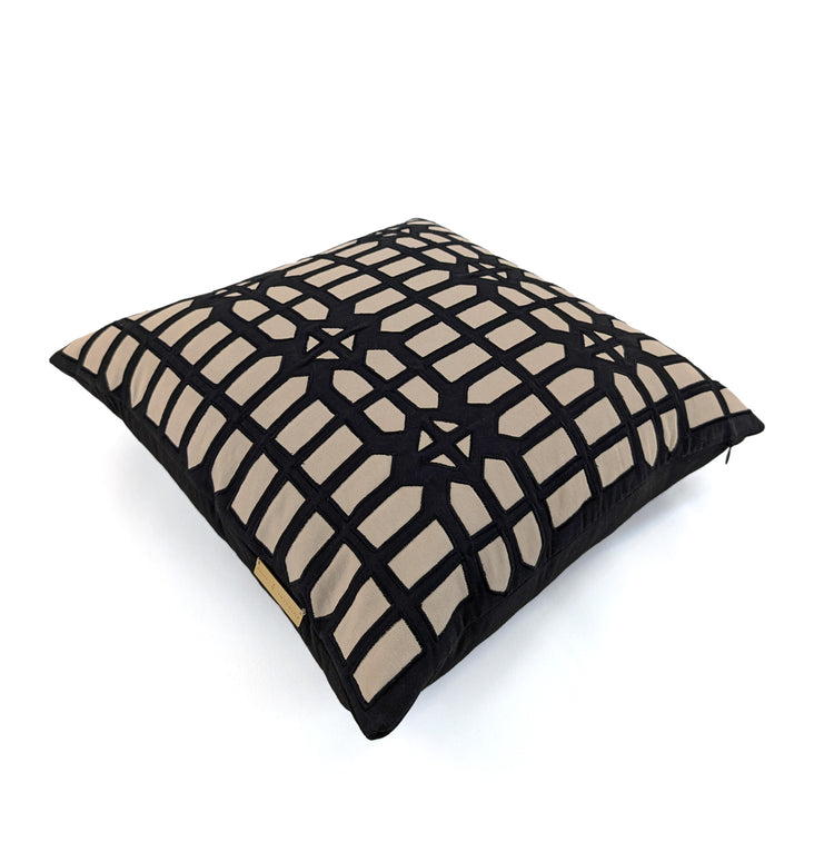 Geline Cushion Pillow