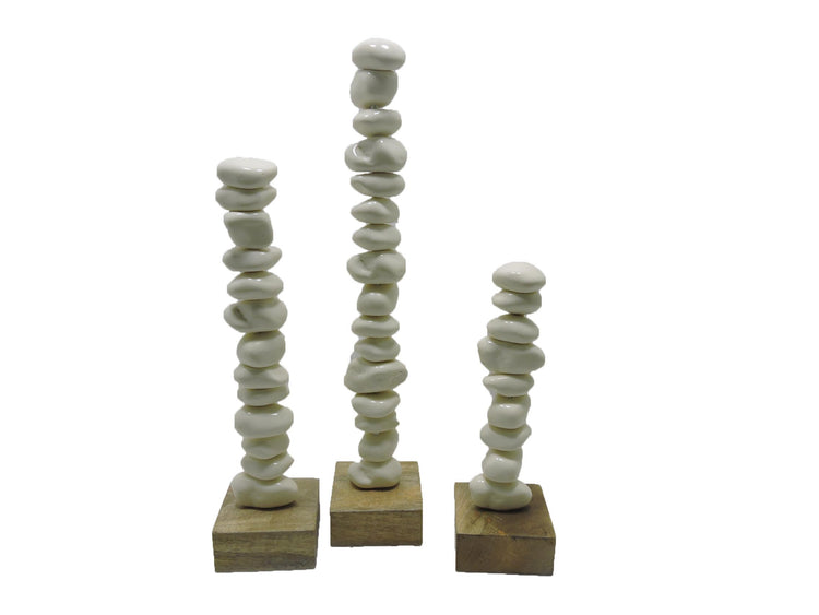 Obelisk White Stones - Medium