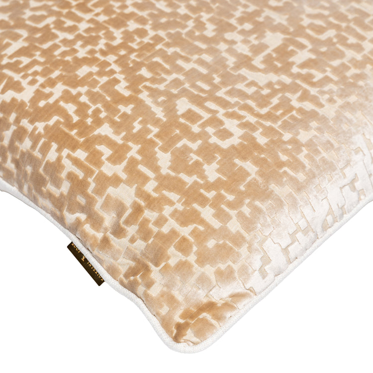 Zetin Cushion Pillow - BNS92667-04