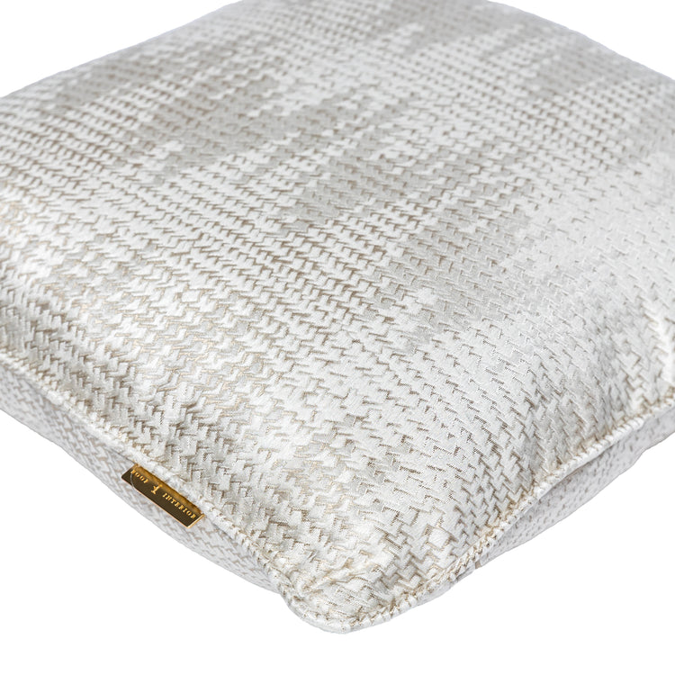 Glariss Cushion Pillow
