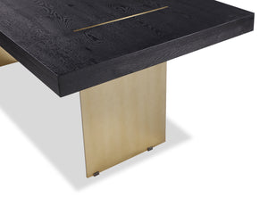 Unma Dining Table